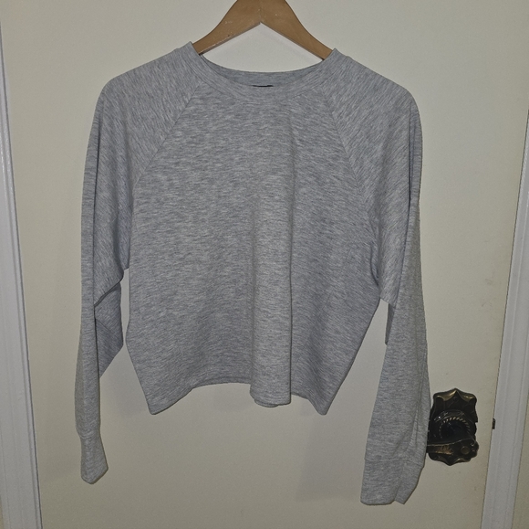 Express Light Gray Boxy Fleece Crewneck Sweatshirt Size: XS - Picture 4 of 7